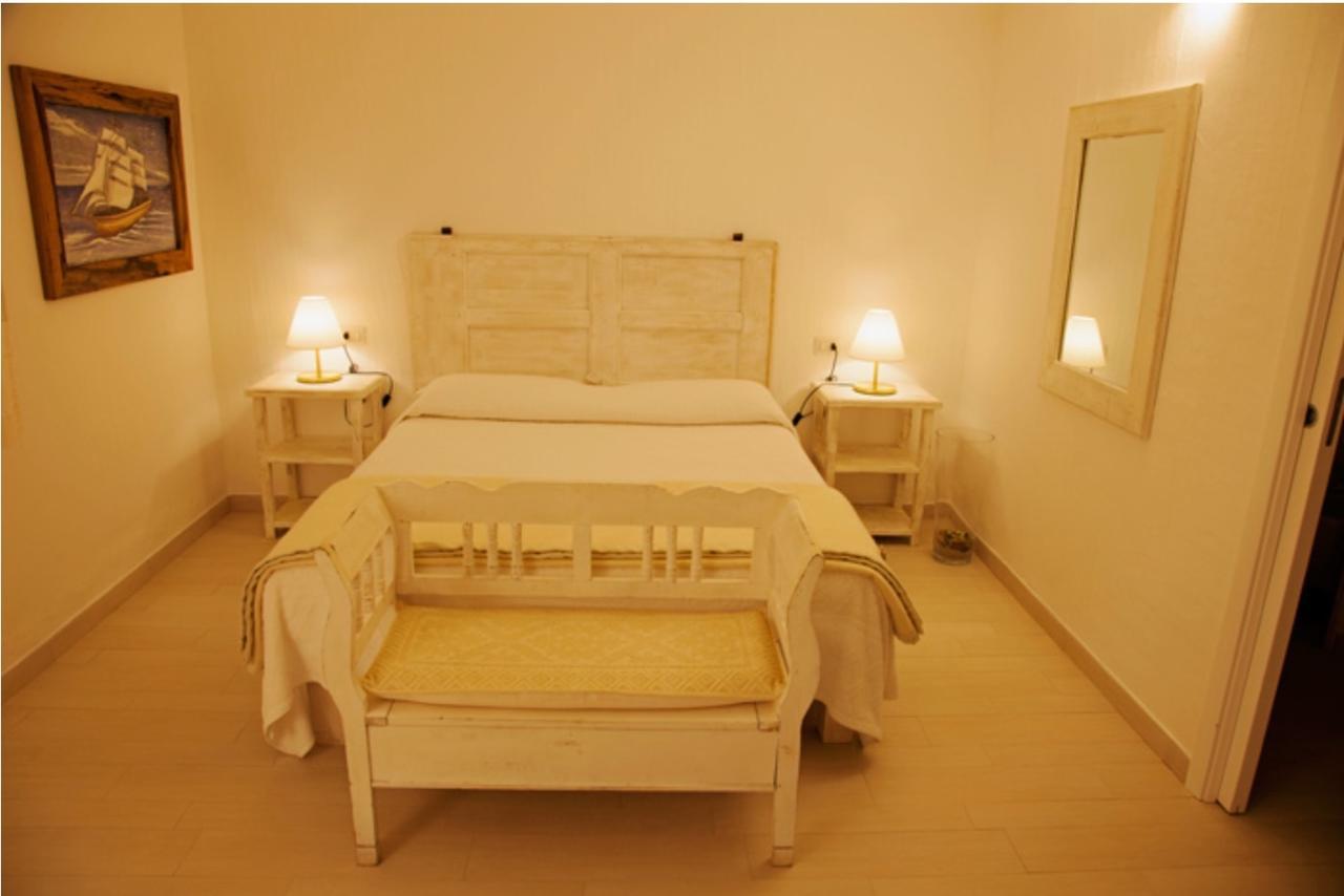 Cento Ulivi B&B Гольфо-Аранчі Екстер'єр фото