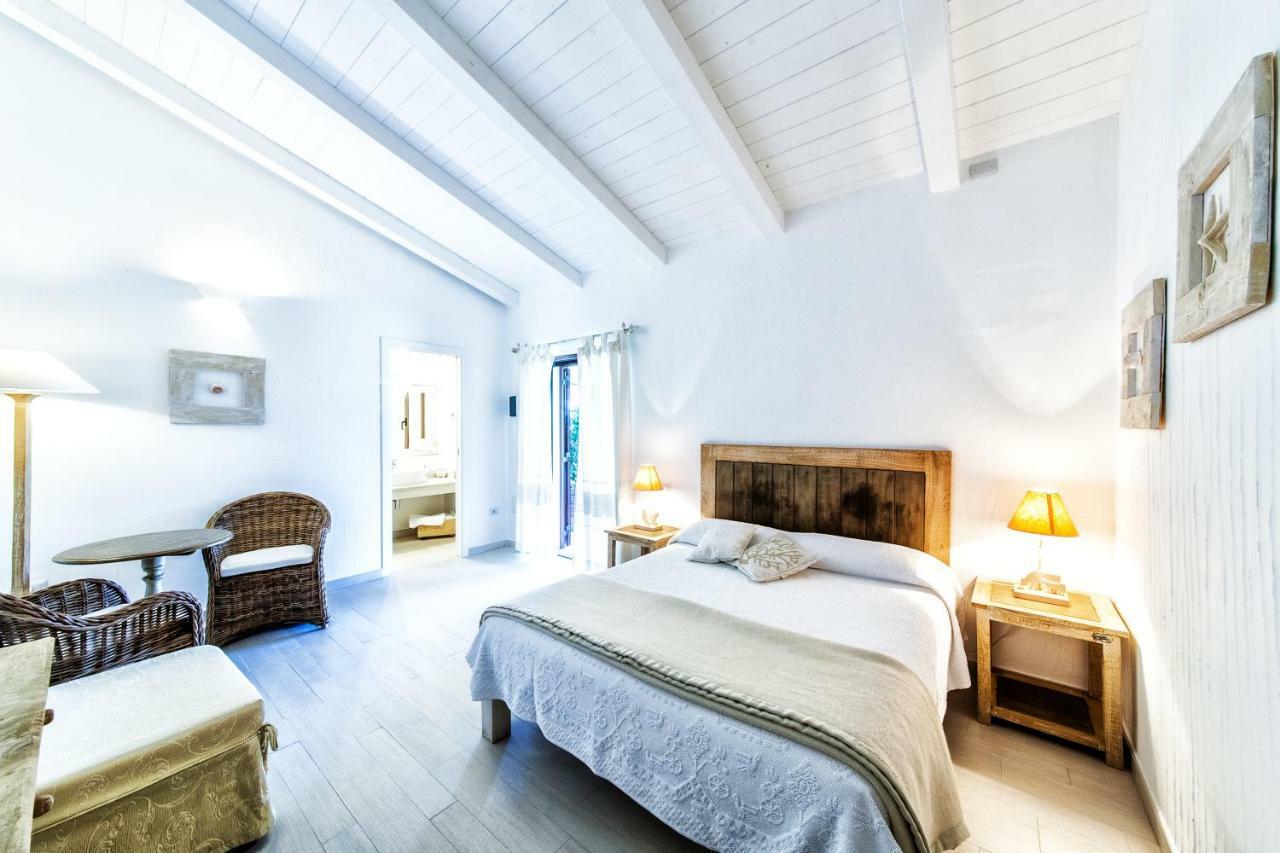 Cento Ulivi B&B Гольфо-Аранчі Екстер'єр фото